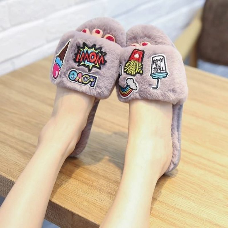 画像6: women ’s warm home indoor flat plush sandals with flat Slipper flat sandal フワモコポップな刺繍付フラットサンダルスリッパ　 (6)