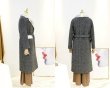 画像2: Women glen check double breasted coat with mink cuff リアルミンクファー襟 千鳥格子 グレンチェックツイードロングコート シープスキンライナー付き  (2)