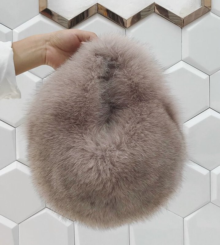 画像12: Real fox fur handcuffs hand-held furbag  tote bag   リアルフォックスファーサークル型トートバッグ (12)