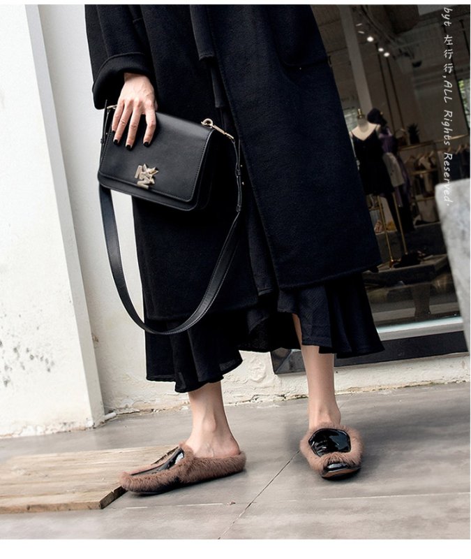 画像8: women's rabbit fur flat bottom half palm slippers  flip-flops リアルラビットファーハーフフラットサンダル ミュールスリッパ (8)