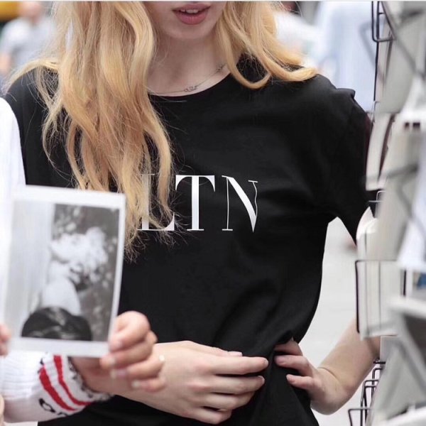 画像1: Unisex Women VLTN Logo T-shirts VLTNロゴTシャツ 男女兼用 ユニセックスサイズ (1)