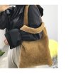 画像11:  Women's sheep shearing fur ins handcuffs shoulder bag シープスキンリバーシブルトート　ショルダーバック (11)