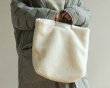 画像6:  ボア ムートン フェイクシープスキン 大きなトートバッグ simple big tote bagTote Bag  (6)