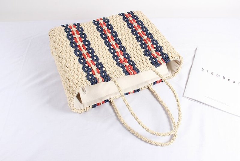画像4:  natural  large-capacity hand-woven bag straw stripes  tote bag ストライプ　ボーダーストローかごバック　　トートバッグ　 (4)
