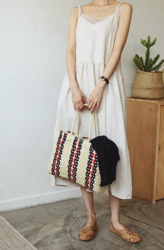 画像6:  natural  large-capacity hand-woven bag straw stripes  tote bag ストライプ　ボーダーストローかごバック　　トートバッグ　 (6)