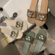 画像4: Women's  metal buckle open toe flat with soft bottom slippers  sandals slide sandals　メタル付きスライドフラットサンダル レディース 女性用 シューズ  (4)