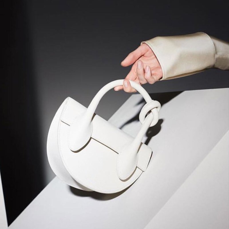 画像3: small semi-circular shoulder tote 2way bag handbags 半円型スモールショルダー トートレザーハンドストラップバッグ 　 (3)