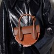 画像7: small semi-circular shoulder tote 2way bag handbags 半円型スモールショルダー トートレザーハンドストラップバッグ 　 (7)
