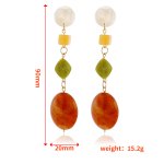 画像4:  acrylic  long coral red oval pierce earrings エスニックロングアクリルラインストーンピアス　イヤリング (4)