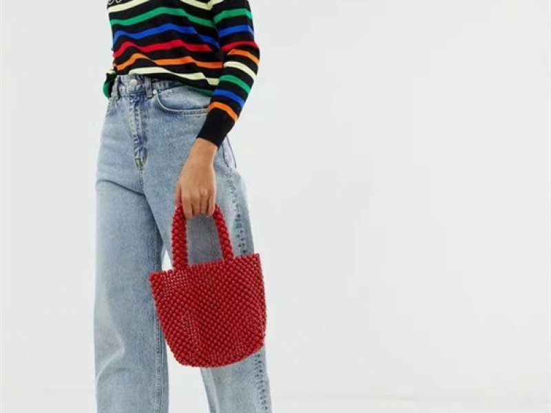 画像3:    handmade beaded black& red small pearl crowd hand bag ブラック＆レッドパールハンドメイドトートショルダーハンドバック (3)