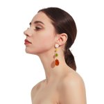画像1:  acrylic  long coral red oval pierce earrings エスニックロングアクリルラインストーンピアス　イヤリング (1)