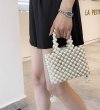 画像2: paragraph hand-woven pearl heavy duty beaded bag handbag tote bag ハンドメイドパール＆ビジュートートハンドバック (2)
