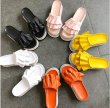 画像3: women's rhinestone thick bottom muffin open toe gather sandals support outdoor slippers ラインストーン付ギャザープラットホーム厚底フラットサンダルスリッパ サボ (3)