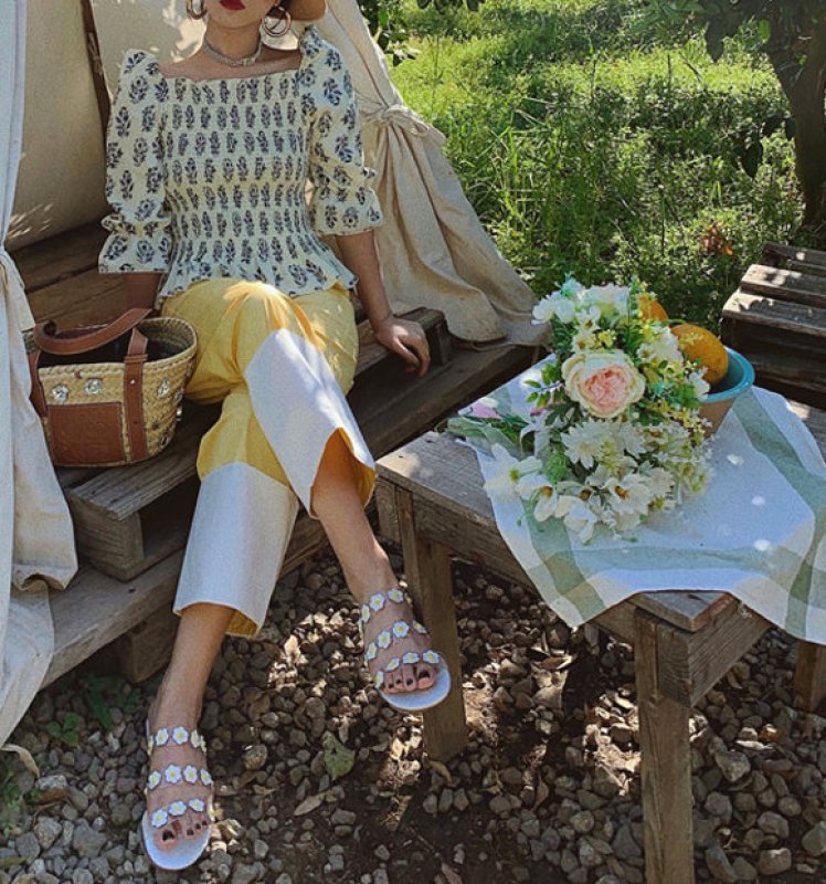 画像5: women's  transparent fashion flower flat  sandals and slippers フラワー付きフラットクリアサンダル　スリッパ サボ (5)