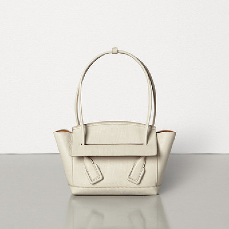 画像4:  woman New leather shoulder bag Arco wings squid bag 本革レザートート　ショルダー２WAYバック (4)