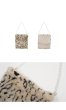 画像8:  woman original design clutch bag dual-use backpack leopard crossbody bag shoulder bagレオパード豹柄ファークラッチトート　ショルダー3WAYバック (8)