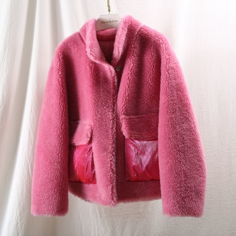 画像2: Women's short paragraph velvet fur one fur coat sheep sheared coat down pocket jacketシープスキンシアド ダウンポケット付きバックリボンがポイントジャケット コート (2)