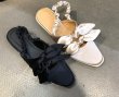 画像1: women's square satin bow elastic back empty single shoes flat shoes スクエアサテンバックベルトリボンパンプス　 (1)