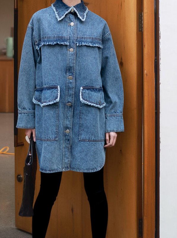 画像3: Women's  boyfriend breeze tassel washed denim jacket in the long section of the old silhouette windbreaker フリンジデニムロングジャケットコート ジャケット (3)