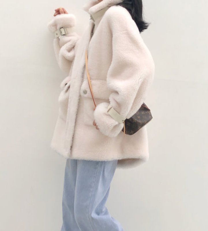 画像4: Women's Oversize Haining  lamb Fur Coat  Jacketオーバーサイズファーシープスキンシアドハーフコート ジャケット (4)