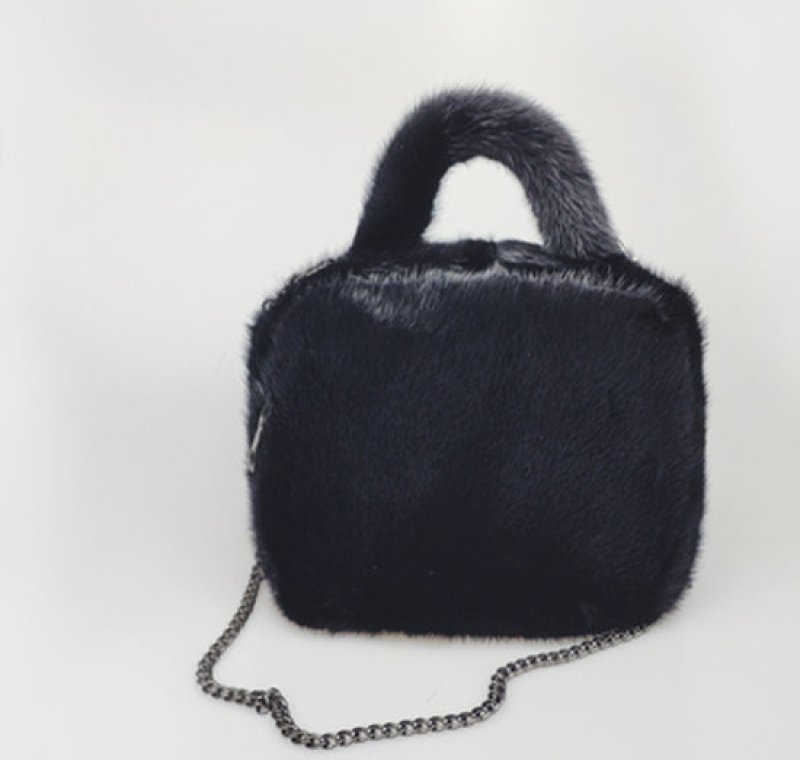 画像4:  woman’s Mink hair small square bag chain Messenger bag leather shoulder portable hand bag ミンクファートートクロスボディショルダースクエアバッグチェストバッグ (4)