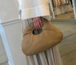 画像8: Woman’s new FW tan quilted pillow bag handbag egg bag キルトピロートート クラッチ ハンドバッグ (8)