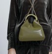 画像9: Woman’s  small designer leather lamb hair chain shoulder slung bucket bag handbag リアルレザー＆シープスキンファー スモールトート ショルダー ハンドバッグ (9)