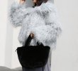 画像3: Woman’s mink fur plush handcuffs handbag リアルミンクファースクエアトートハンドバック (3)