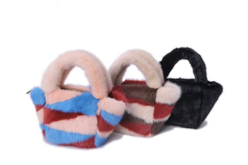 画像4: Woman’s mink fur grass fur bag fashion luxury handkerchief handbag  リアルミンクファーカラフルトートハンドバック (4)