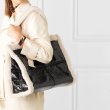 画像9: Woman’soil wax stitching imitation lamb hair handbagモコモコファー付きスクエアトートショルダー ハンドバック　メンズにも (9)