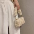 画像13: Woman's  lamb plush handbag slung shoulder bag  モコモコラムファースモールトートショルダーハンドバック (13)