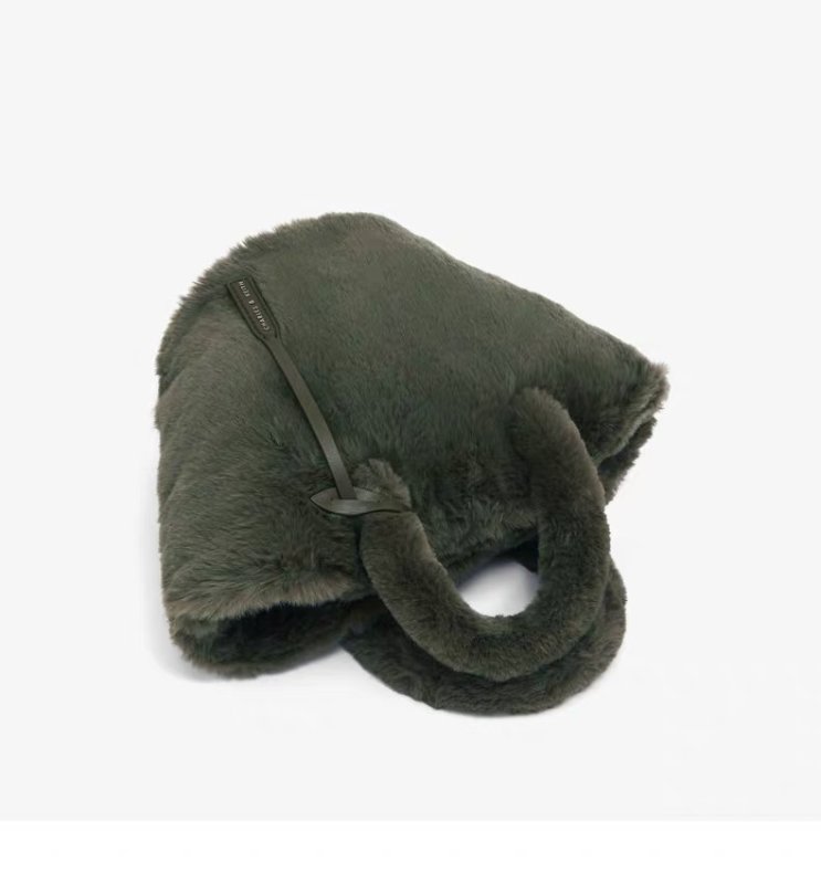 画像2: Woman's   one-shoulder mobile handbags wild fashion small fragrance lady bag  モコモコファーワンショルダーモバイルハンドバッグスモールトートショルダーハンドバック (2)