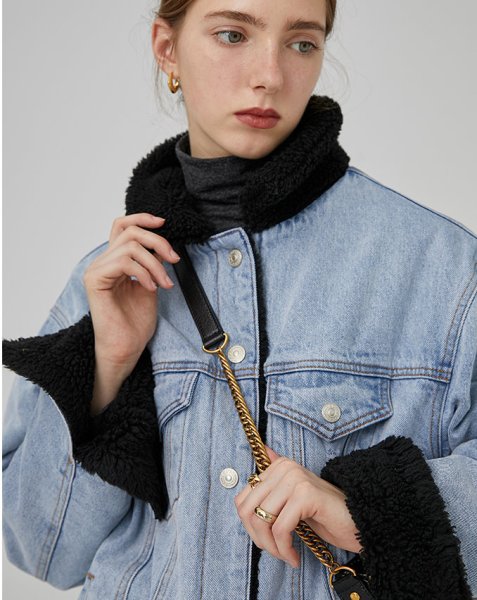 画像4: Women's lamb hair loose casual  denim jacket エコシープスキンファー付きデニムGジャン　ジャケット (4)