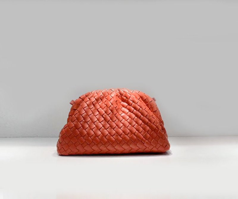 画像16: Woman’s Intrechart The Pouch Leather braided clutch back 本革レザー編みこみクラッチバック　ショルダーバック (16)