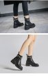 画像7:  women's  leather  British wind Martin boots ankle boots short boots  本革レザーサイドゴアアンクルラインストーンヒールベルクロブーツ (7)