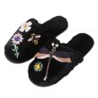 画像2: women's paragraph Baotou fur slippers  sandals ファービジュー&刺繍付きフラットサンダル ルームシューズ　室内履き (2)