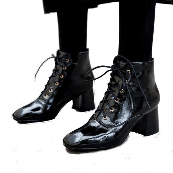 画像1:  women's patent leather square head Race up boots Booty boots　レースアップエナメルレザー ブーツ　ブーティブーツ (1)