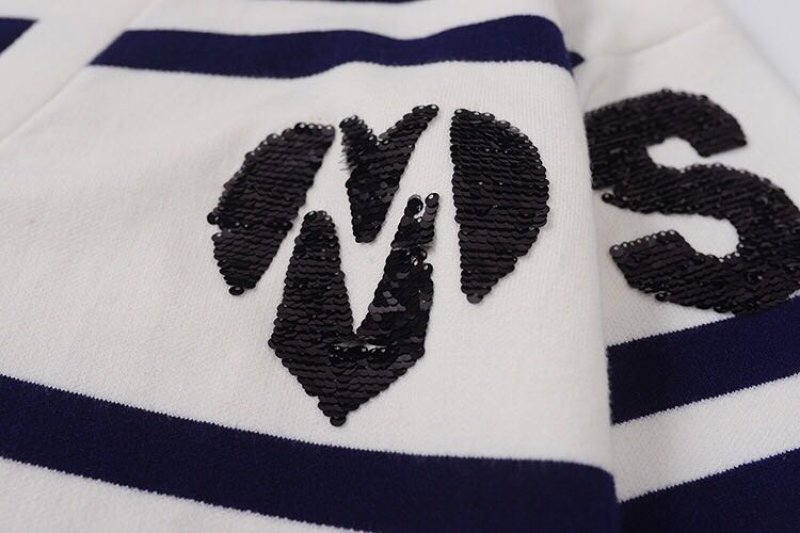画像5: Women's  V-neck single-breasted striped sequined letter knit cardigan sweater    Vネックボーダー&スパンコールロゴ長袖カーディガン セータープルオーバー  (5)