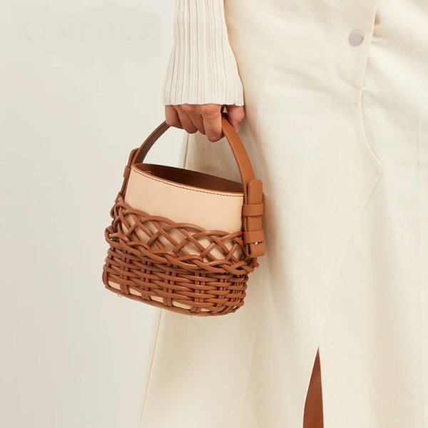 画像1: Woman’s  Woven Contrast Portable Vegetable Basket Bucket Bags レザーバケットバスケットバッグ トート ショルダークロスボディーバッグ  (1)