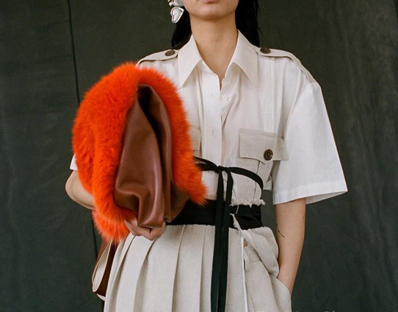 画像7: Woman’s  oversized shopping bag soft and comfortable fur plush color matching large tote bag ファー ラージトートバッグ ショルダーバック  (7)