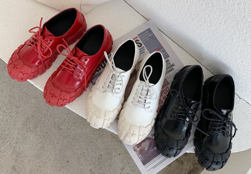 画像3: women's zigzag thick bottom lace-up small leather shoes slip-ons  レースアップ厚底レザーローファー パンプス (3)