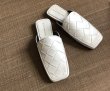 画像3: women's woven square head deep mouth wear slippers Muller shoesシンプルフラットメッシュハーフサンダルパンプス　ミュール (3)