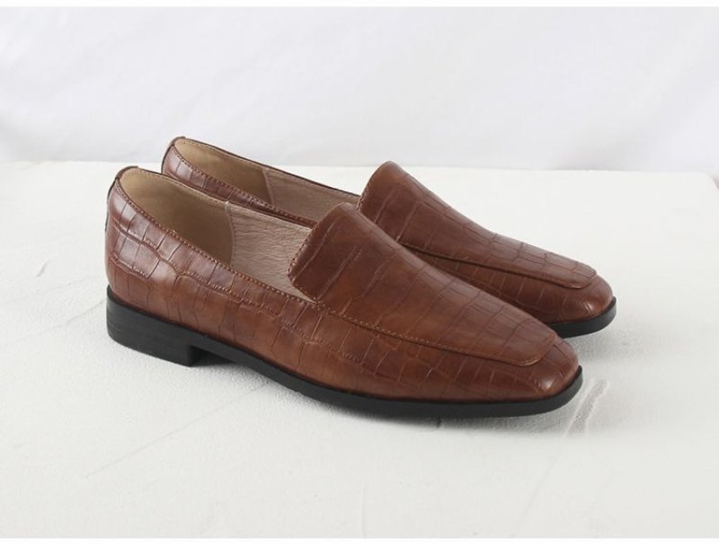 画像4: women's square head loafers  flat British style  leather shoes   本革レザースクエアヘッドローファー パンプスシューズ  (4)