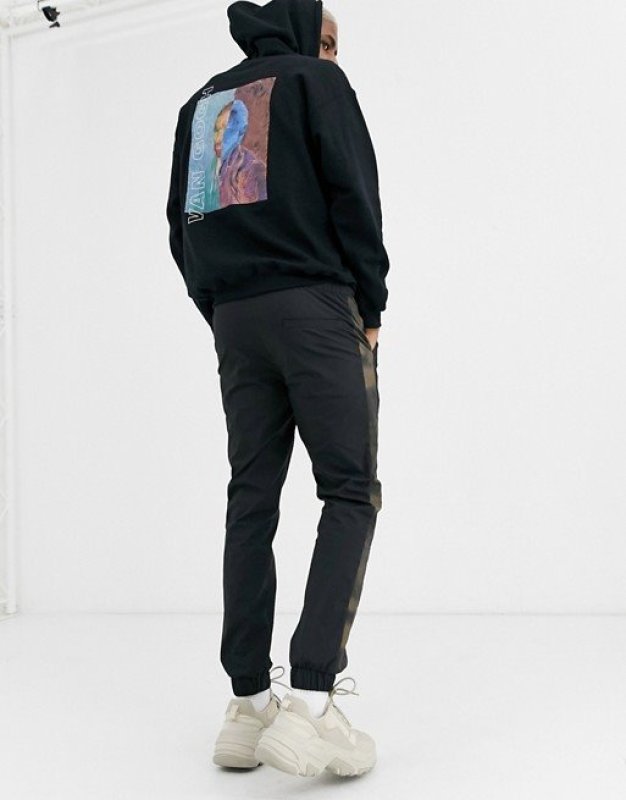 画像2:  Reclaimed Vintage oversized hoodie with van gogh print in black  Long Sleeve Hoodie ブラックヴァンゴッホプリントのビンテージオーバーサイズフーディプルオーバー ユニセックス男女兼用  (2)
