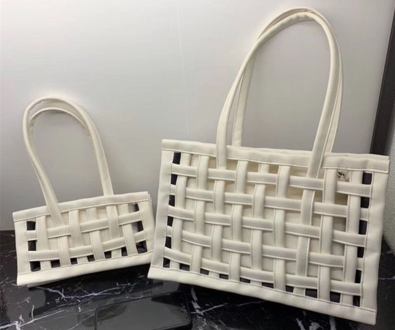 画像11: Woman’s personality retro weave underarmhand bag shoulder bag  メッシュトートショルダーバッグ フレンチバッグ (11)