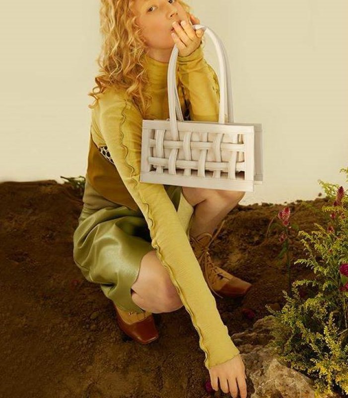 画像4: Woman’s personality retro weave underarmhand bag shoulder bag  メッシュトートショルダーバッグ フレンチバッグ (4)