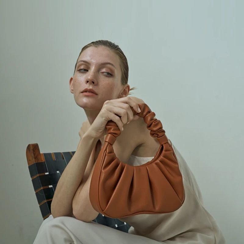 画像17: Woman’s wrinkle decoration hand bag shoulder armpit bag  tote Messenger Bag ギャザートート ショルダーバッグ (17)