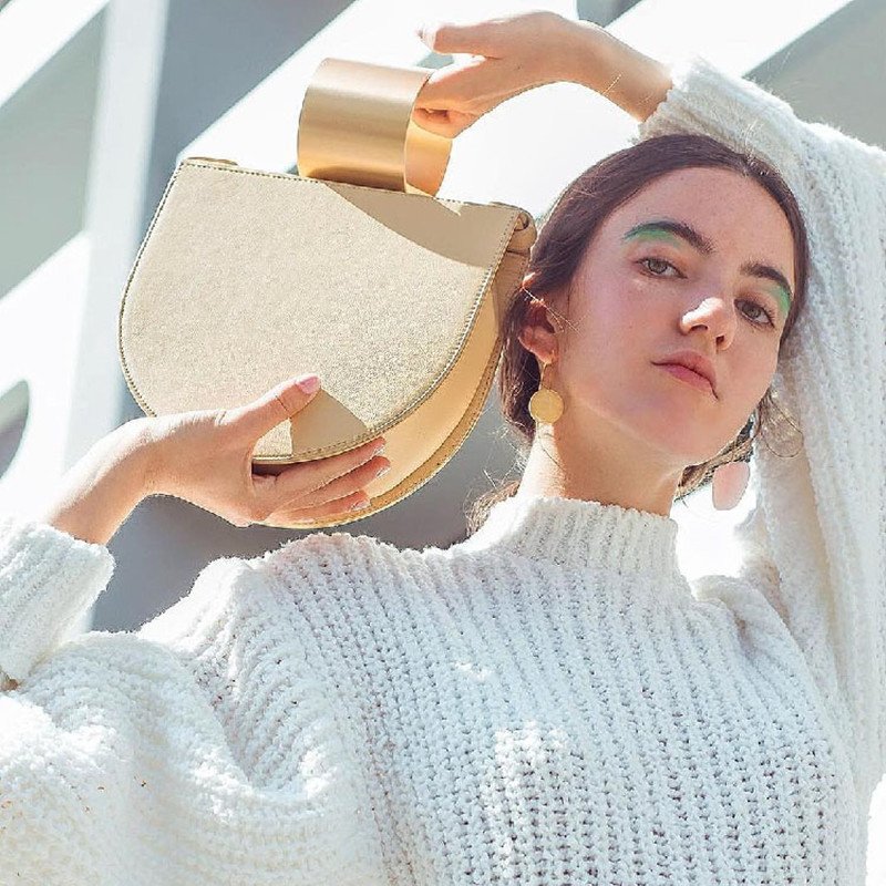 画像11: Woman’s metal bracelet single shoulder strap saddle bag  金属ブレスレットシングルショルダーストラップサドルバッグ トートバッグ (11)