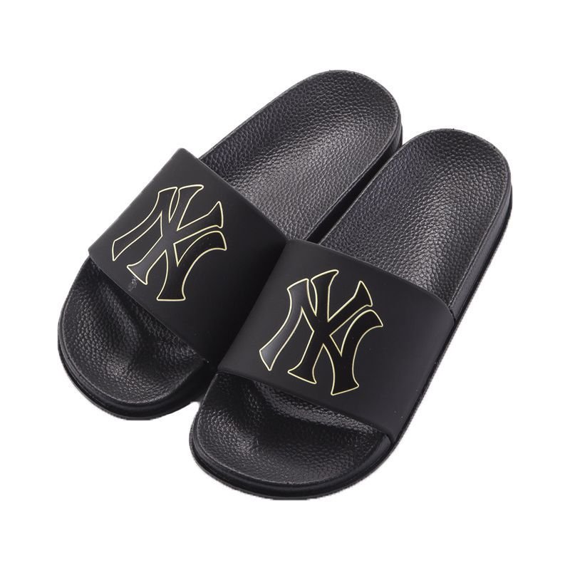 【Yankees sandal】ジョーダン×パリサンジェルマン サンダル 新品】ナイキ ジョーダン × パリサンジェルマン サンダル