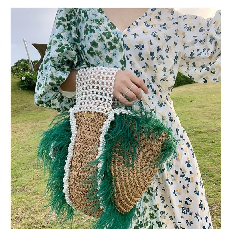 画像12: Woman’s Feather Pearl Decoration Ostrich Fur Straw Bag   リアルフェザーパールデコレーションかご　籠ストローバック　トート ハンドバック　 (12)